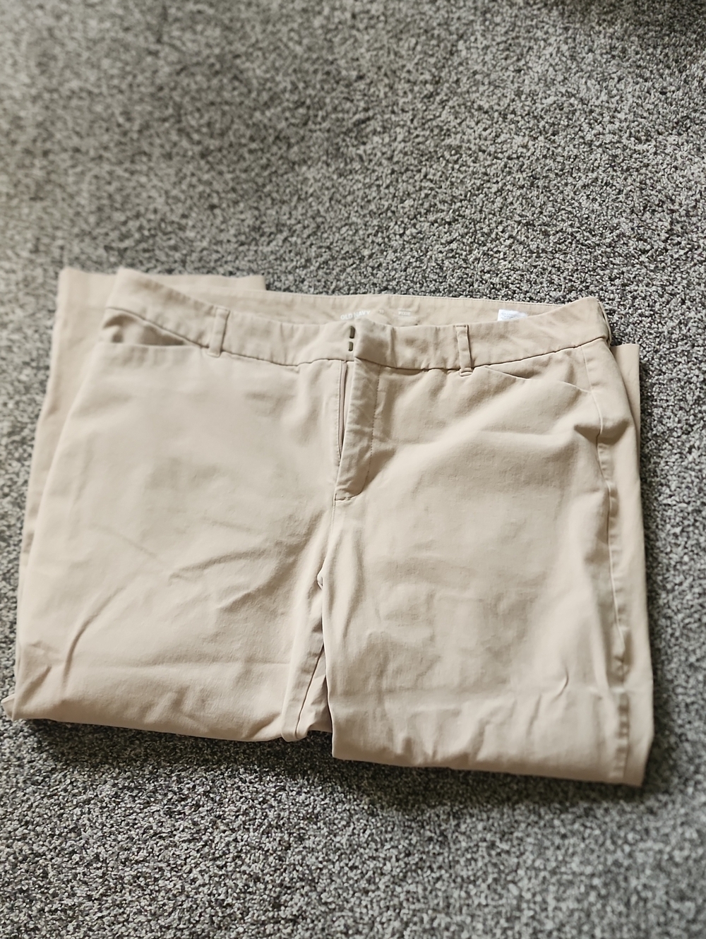Old Navy classic Beige Chino Pants size 18